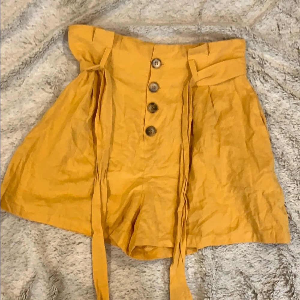 Mustard paper bag shorts with belt